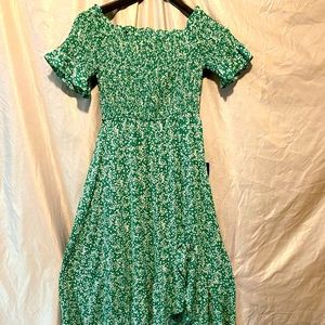 NWT- Lulus Fleur-tation Green Floral print off shoulder Mid Dress..